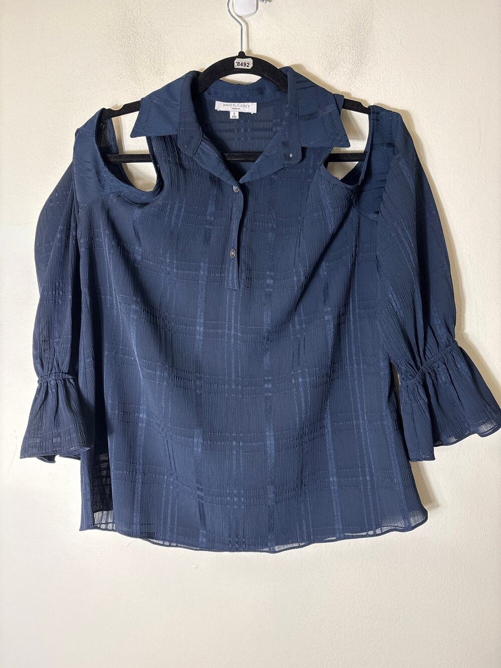 Waverly Grey Navy Cold Shoulder Button Up Top Sz S